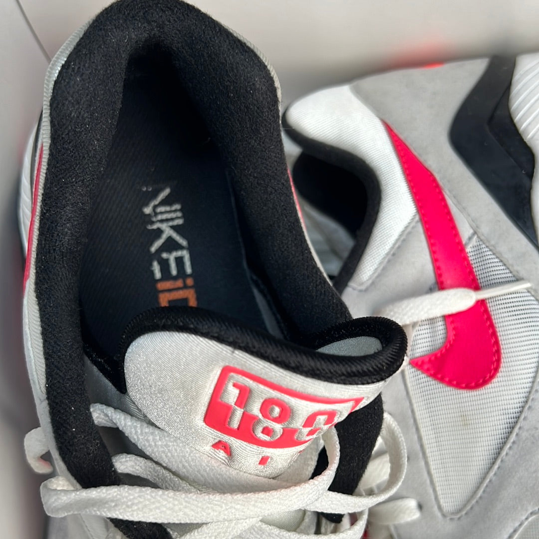 Nike Air Max 180 iD Infrared