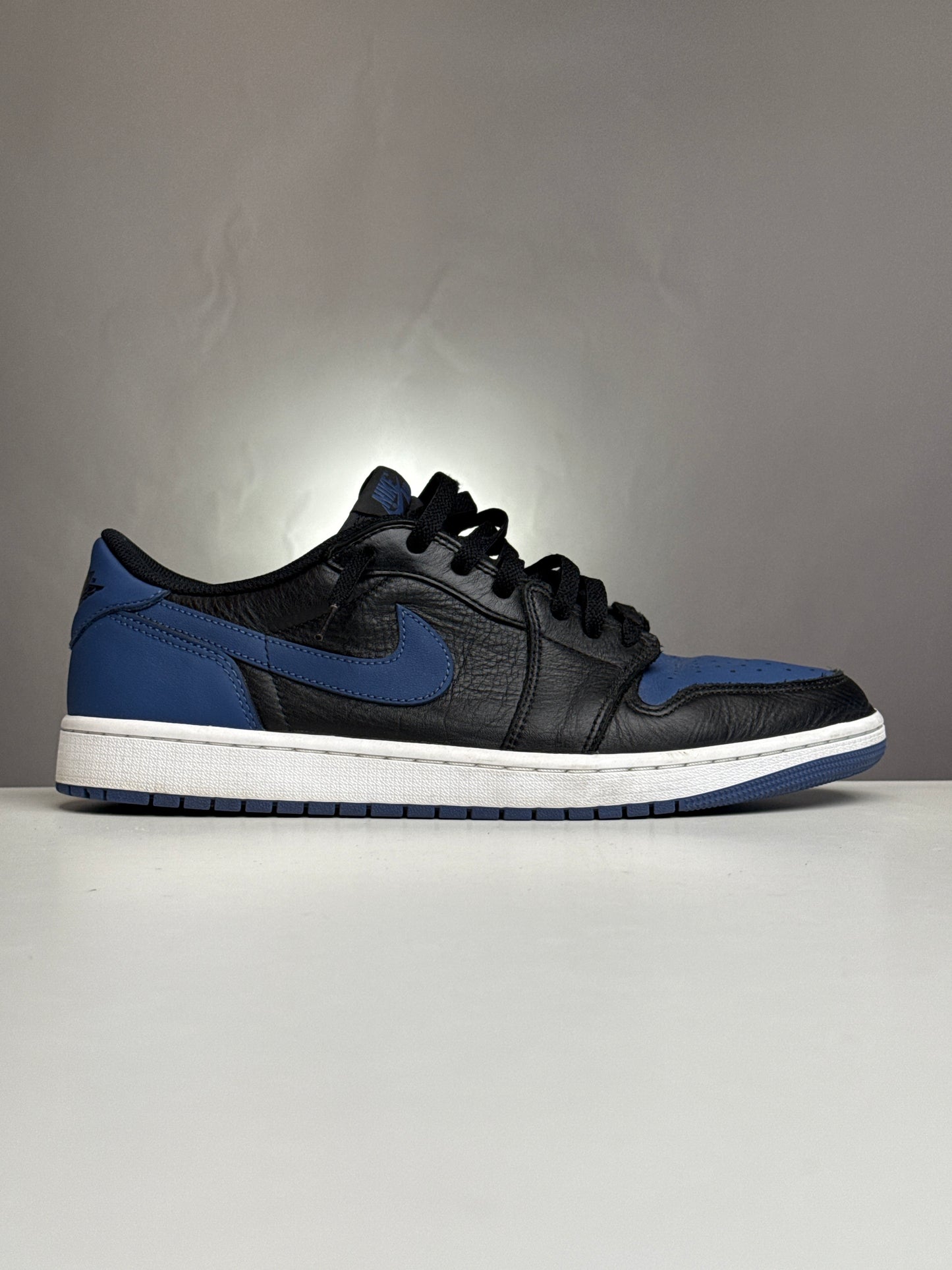 Air Jordan 1 Low OG Mystic Navy