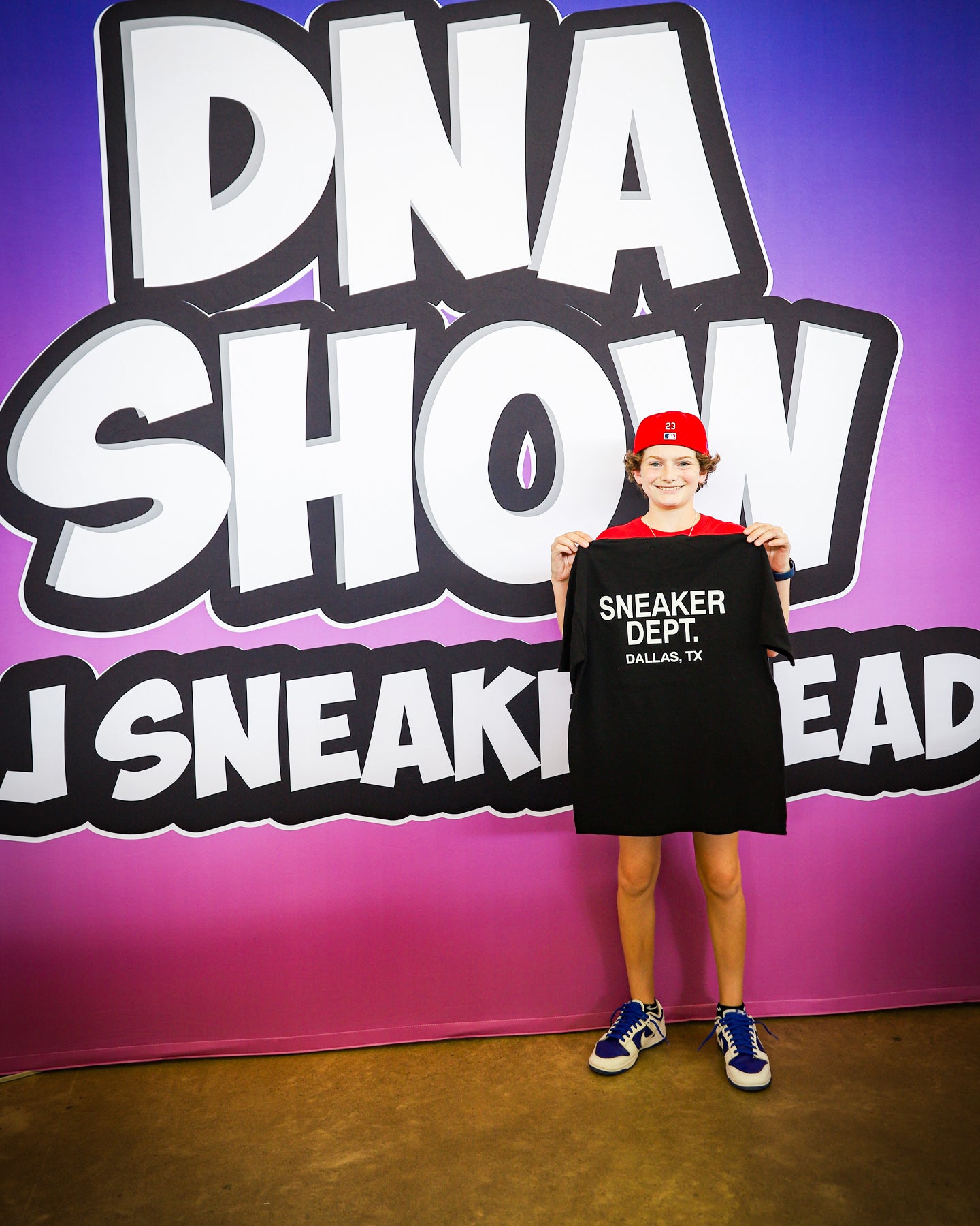 SNEAKER DEPT. DALLAS - BLACK TEE
