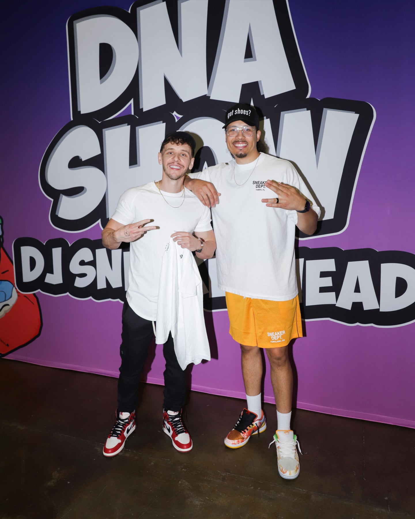 SNEAKER DEPT. TAMPA - WHITE TEE