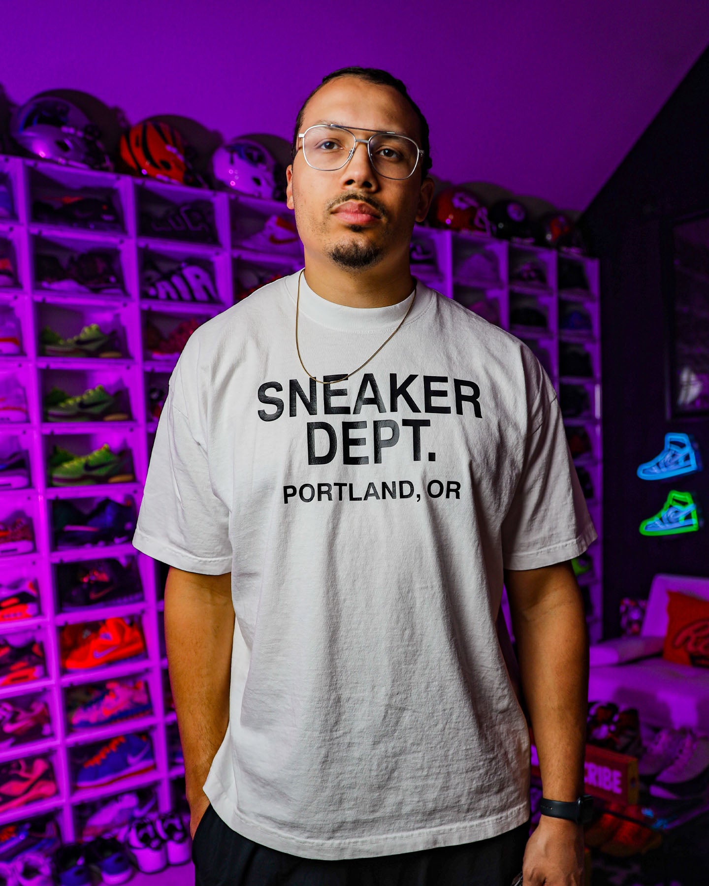 SNEAKER DEPT. PORTLAND - WHITE TEE (DNA 23)