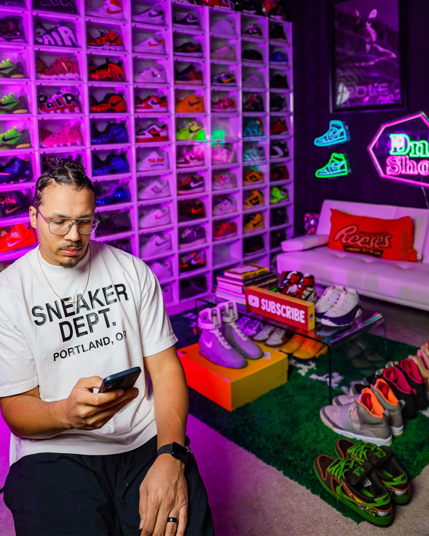 SNEAKER DEPT. PORTLAND - WHITE TEE (DNA 23)