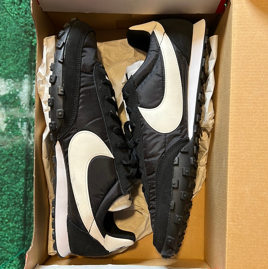 Nike Waffle Racer Black/White