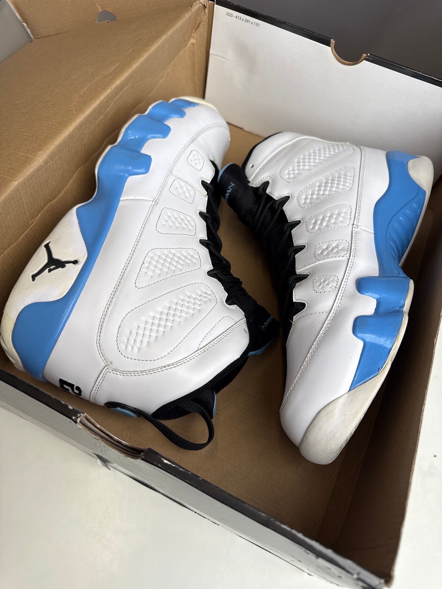 Air Jordan 9 Powder Blue UNC