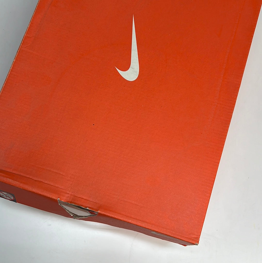 Nike Conforming SAMPLE