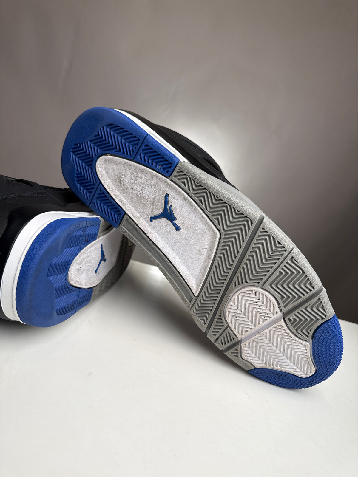 Air Jordan 4 Motorsport Alternate