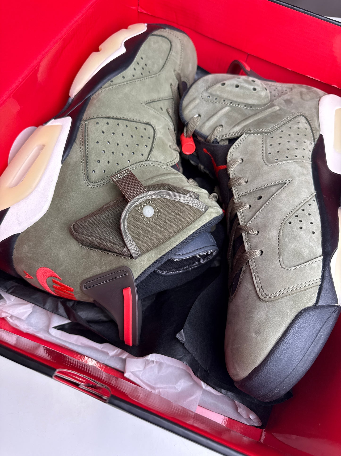 Air Jordan 6 Travis Scott Olive